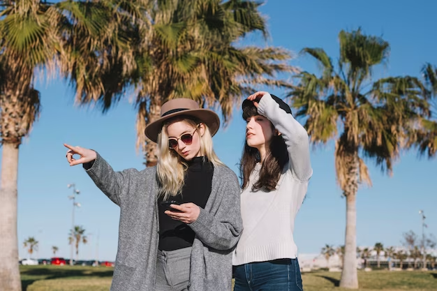 Get adventurous in the Great Barrier Reef - one of the best places to visit in Australia for young adults seeking thrill and beauty
